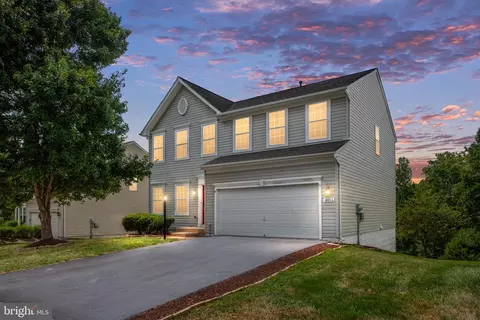 18016 Crystal Downs Ter, Dumfries, VA 22026