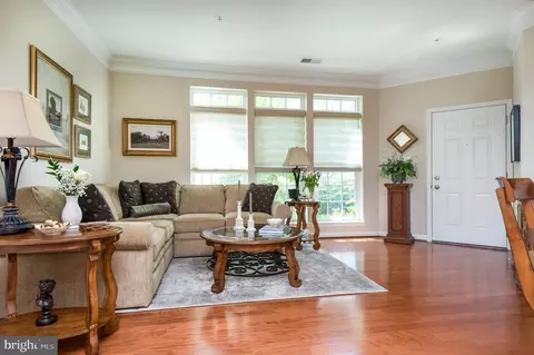 7300 Brunson Cir, Gainesville, VA 20155 photo 7