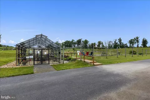 18060 Red Cedar Rd, Dumfries, VA 22026 photo 36