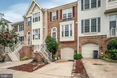 10812 Caraway Cir, Manassas, VA 20109