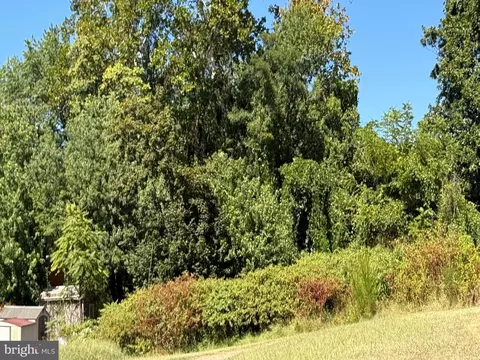 214 2nd Ave, Quantico, VA 22134