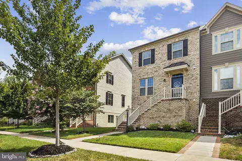 18171 Red Mulberry Rd, Dumfries, VA 22026