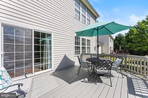 Exterior - 8305 Double Eagle St, Gainesville, VA 20155 photo 8 of 18