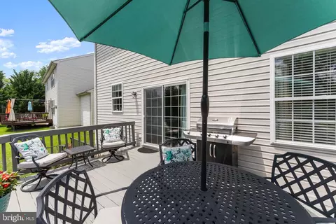 Exterior - 8305 Double Eagle St, Gainesville, VA 20155 photo 10 of 18