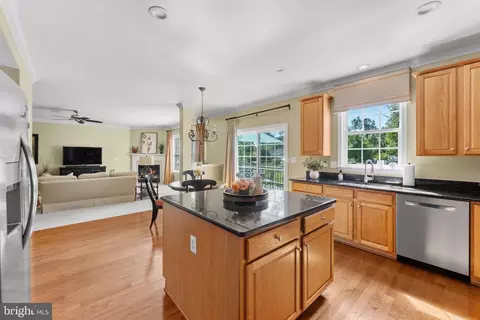 Kitchen - 8305 Double Eagle St, Gainesville, VA 20155 photo 6 of 7