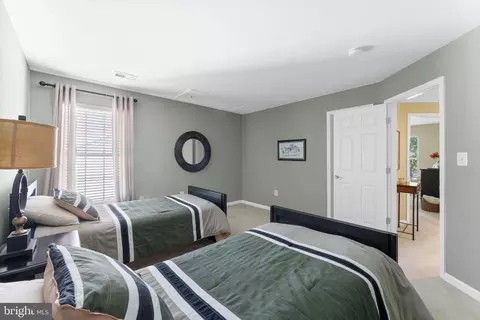 Bedroom - 8305 Double Eagle St, Gainesville, VA 20155 photo 5 of 10
