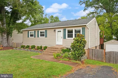 7413 Albemarle Dr, Manassas, VA 20111