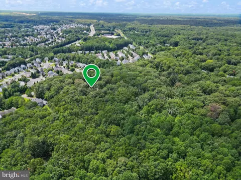 View/Area - 6040 Token Forest Dr, Manassas, VA 20112 photo 7 of 7