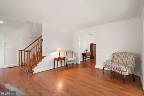 Entry Way - 6040 Token Forest Dr, Manassas, VA 20112 photo 4 of 10