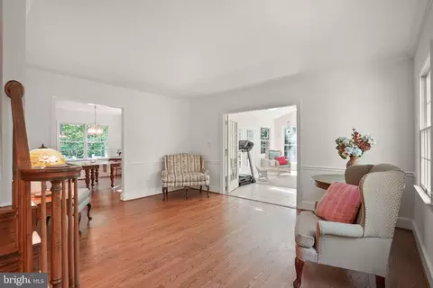 Entry Way - 6040 Token Forest Dr, Manassas, VA 20112 photo 3 of 10