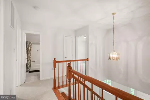 Entry Way - 6040 Token Forest Dr, Manassas, VA 20112 photo 10 of 10