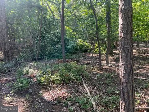 2608 Jackson Dr, Haymarket, VA 20169