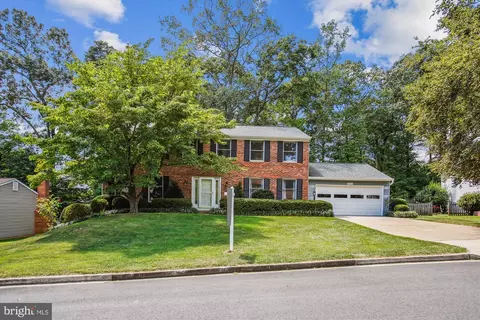 15304 Iris Ln, Dumfries, VA 22025