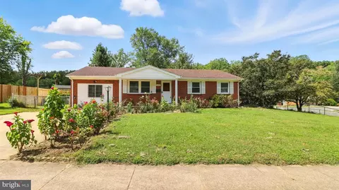 4559 Kendall Dr, Woodbridge, VA 22193