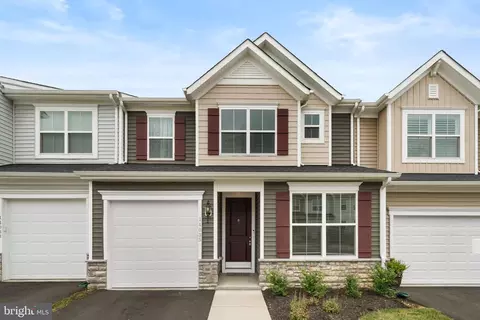 14035 Madrona Ln, Woodbridge, VA 22193