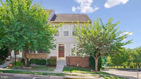 2235 Diloreta Dr, Woodbridge, VA 22191