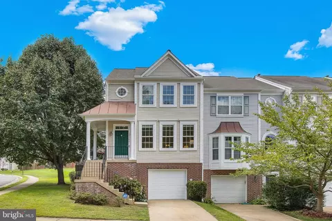 15582 Winding Creek Dr, Dumfries, VA 22025
