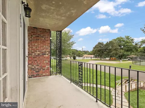 12717 Gordon Blvd #118, Woodbridge, VA 22192