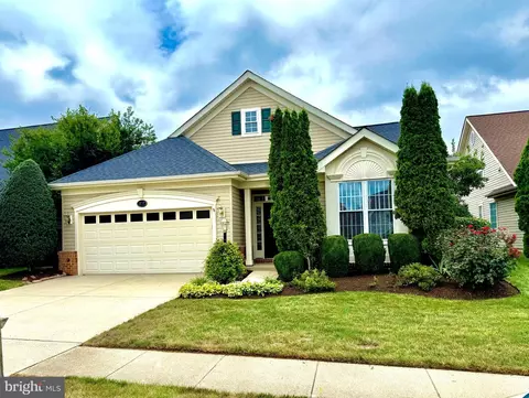 13737 Heritage Valley Way, Gainesville, VA 20155
