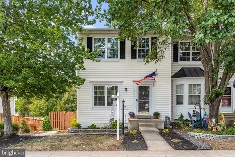 8776 Dunstable Loop, Bristow, VA 20136 photo 2