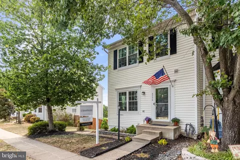 8776 Dunstable Loop, Bristow, VA 20136