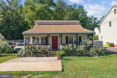 4023 White Haven Dr, Dumfries, VA 22026 photo 1