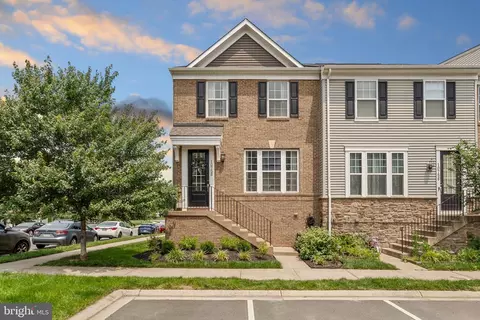 10758 Hinton Way, Manassas, VA 20112