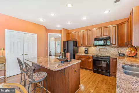 6249 Clay Hill Ct, Gainesville, VA 20155 photo 17