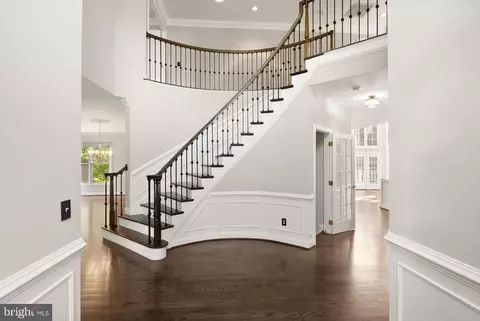 Entry Way - 8318 Roxborough Loop, Gainesville, VA 20155 photo 1 of 9