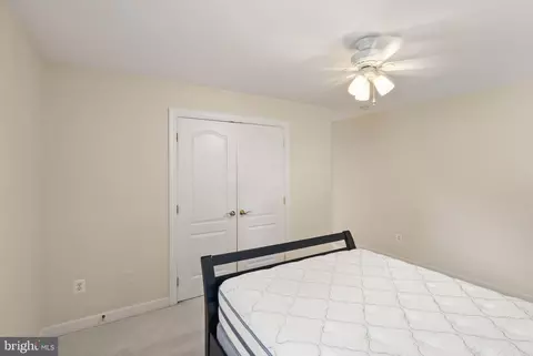 Bedroom - 8318 Roxborough Loop, Gainesville, VA 20155 photo 2 of 8