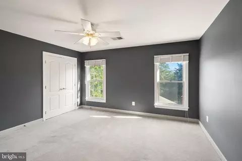 Bedroom - 8318 Roxborough Loop, Gainesville, VA 20155 photo 3 of 8