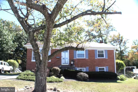 14809 Ashdale Ave, Woodbridge, VA 22193