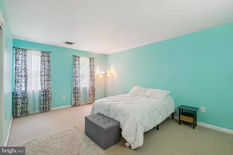3147 Lookout Point Ct, Triangle, VA 22172 photo 19