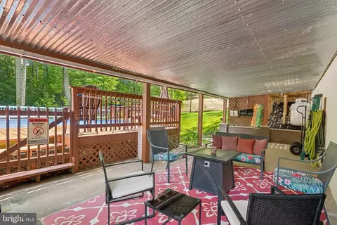 3147 Lookout Point Ct, Triangle, VA 22172 photo 36