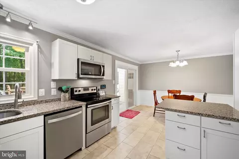 6504 Basil Ct, Manassas, VA 20112 photo 15