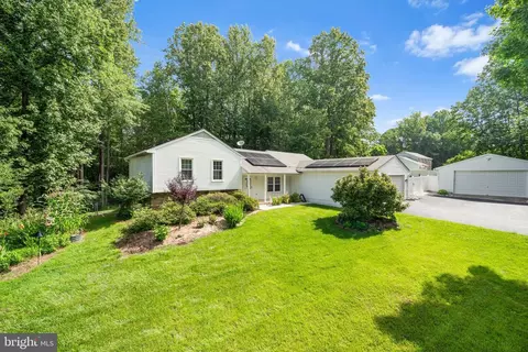 6504 Basil Ct, Manassas, VA 20112 photo 2