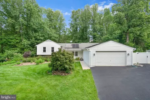 6504 Basil Ct, Manassas, VA 20112