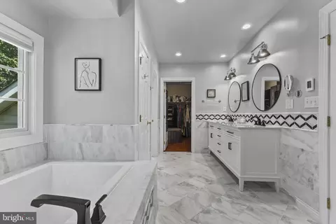 9923 Bagpipe Ct, Bristow, VA 20136 photo 4