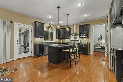 9923 Bagpipe Ct, Bristow, VA 20136 photo 12