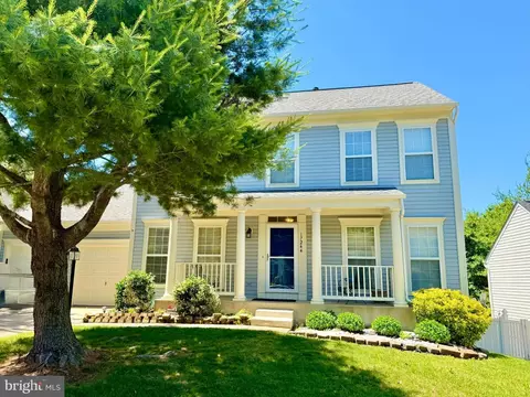 17244 American Elm Ct, Dumfries, VA 22026