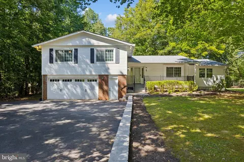 7582 Cregger Ln, Manassas, VA 20111