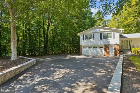 7582 Cregger Ln, Manassas, VA 20111 photo 4