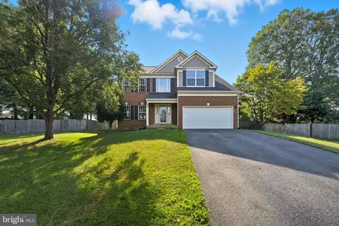 3665 Ketchum Ct, Woodbridge, VA 22193