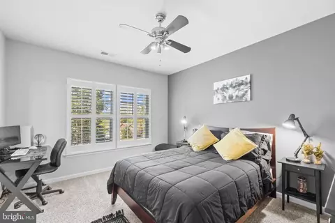 Bedroom - 14529 Bluff Point Ct, Gainesville, VA 20155 photo 3 of 5