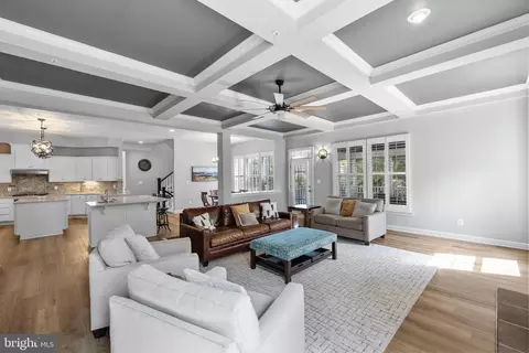 Entry Way - 14529 Bluff Point Ct, Gainesville, VA 20155 photo 1 of 11
