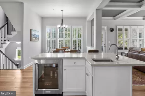 Kitchen - 14529 Bluff Point Ct, Gainesville, VA 20155 photo 5 of 7