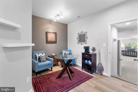 Entry Way - 14529 Bluff Point Ct, Gainesville, VA 20155 photo 9 of 11