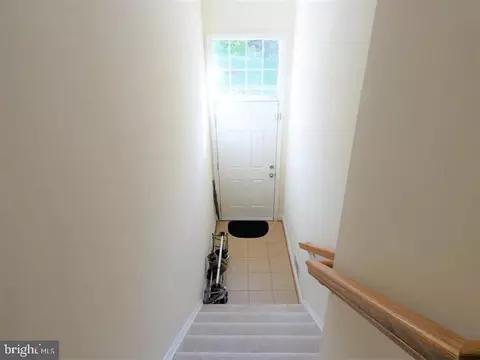 Entry Way - 4911 Potomac Highlands Cir, Triangle, VA 22172 photo 3 of 3