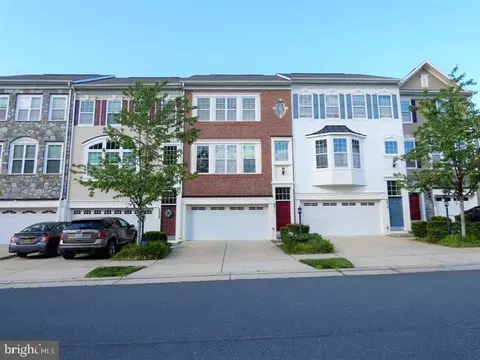 4911 Potomac Highlands Cir, Triangle, VA 22172