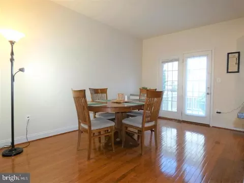 Dining - 4911 Potomac Highlands Cir, Triangle, VA 22172 photo 1 of 1